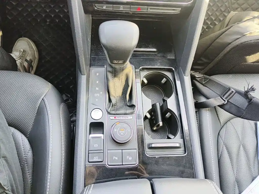 Volkswagen Teramont — миниатюра 14