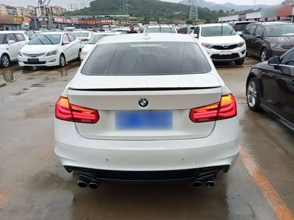 BMW 3 Series — миниатюра 6