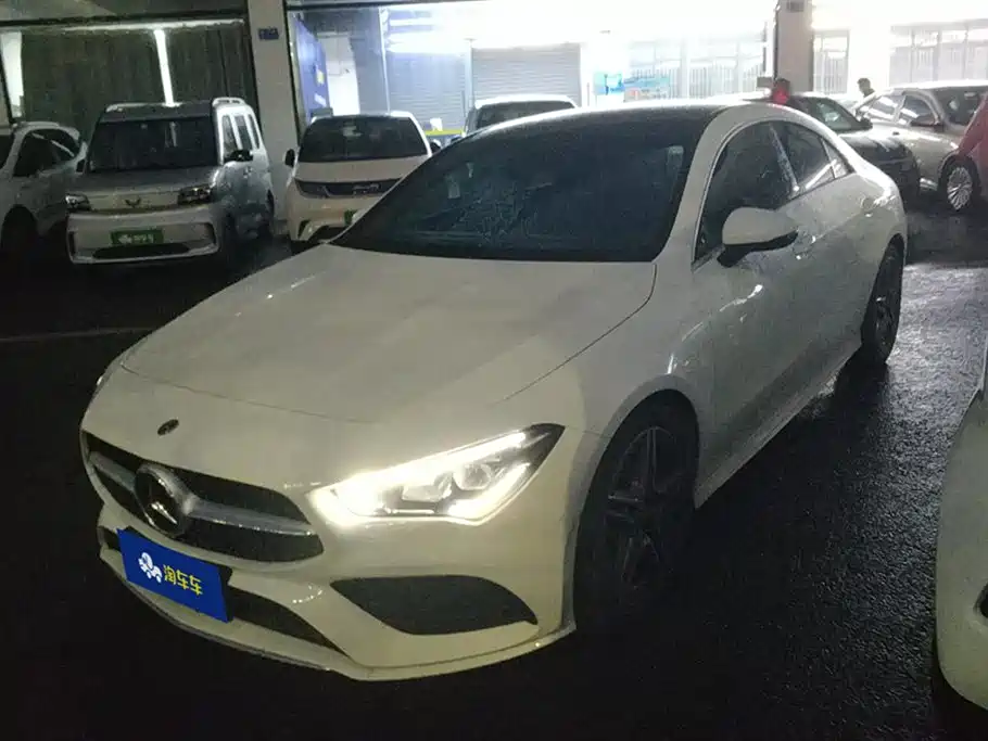 MERCEDES-BENZ CLA