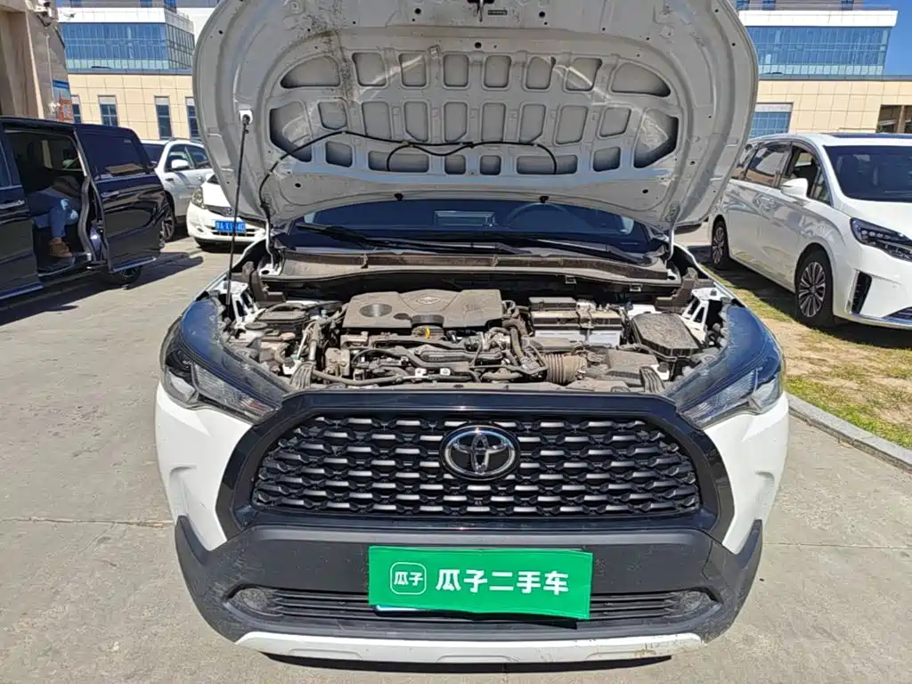 Toyota Corolla Cross — миниатюра 16