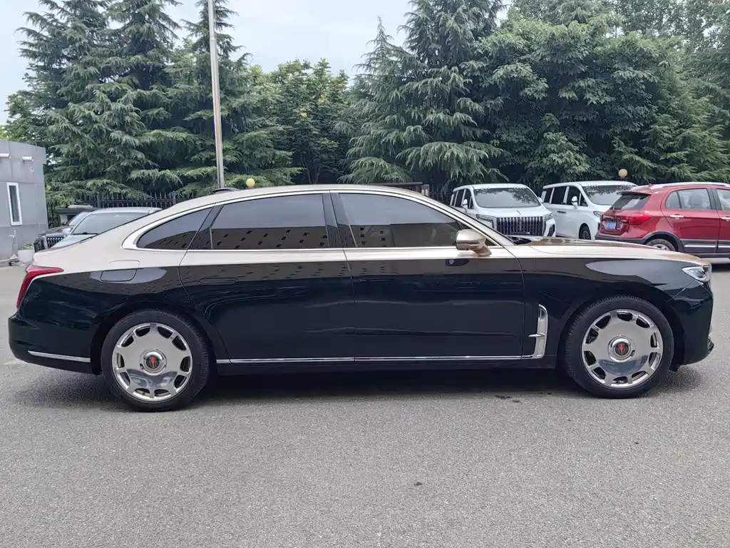 Hongqi H9 2020 2.0T