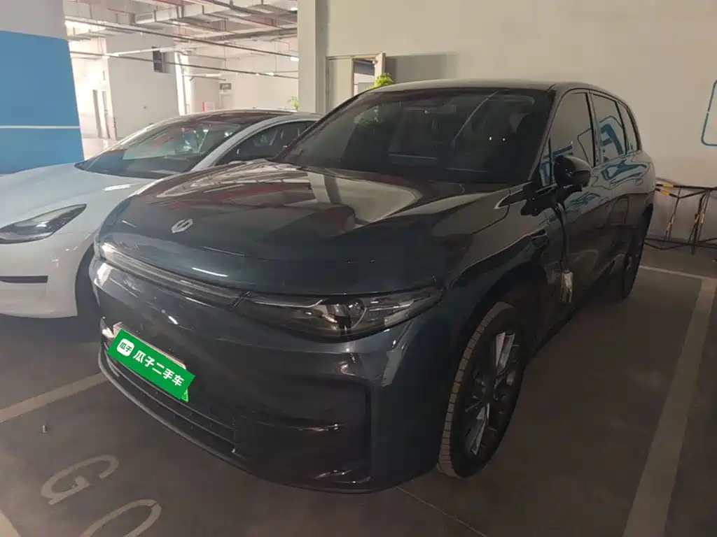 Leapmotor C10