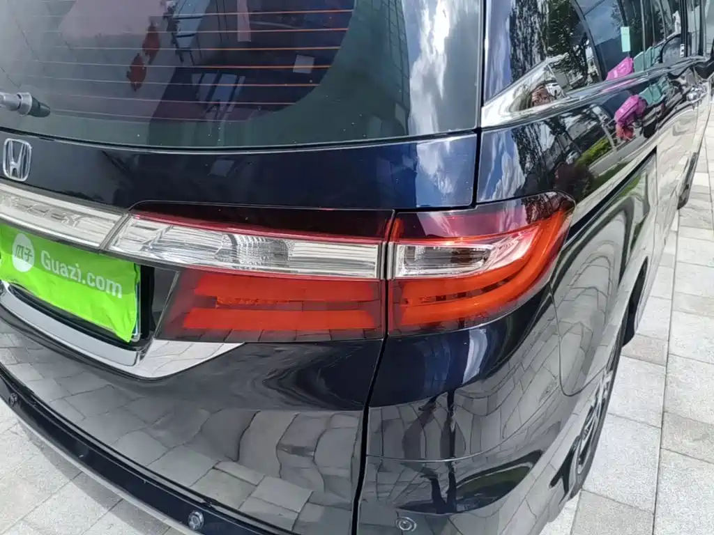 Honda Odyssey — миниатюра 8