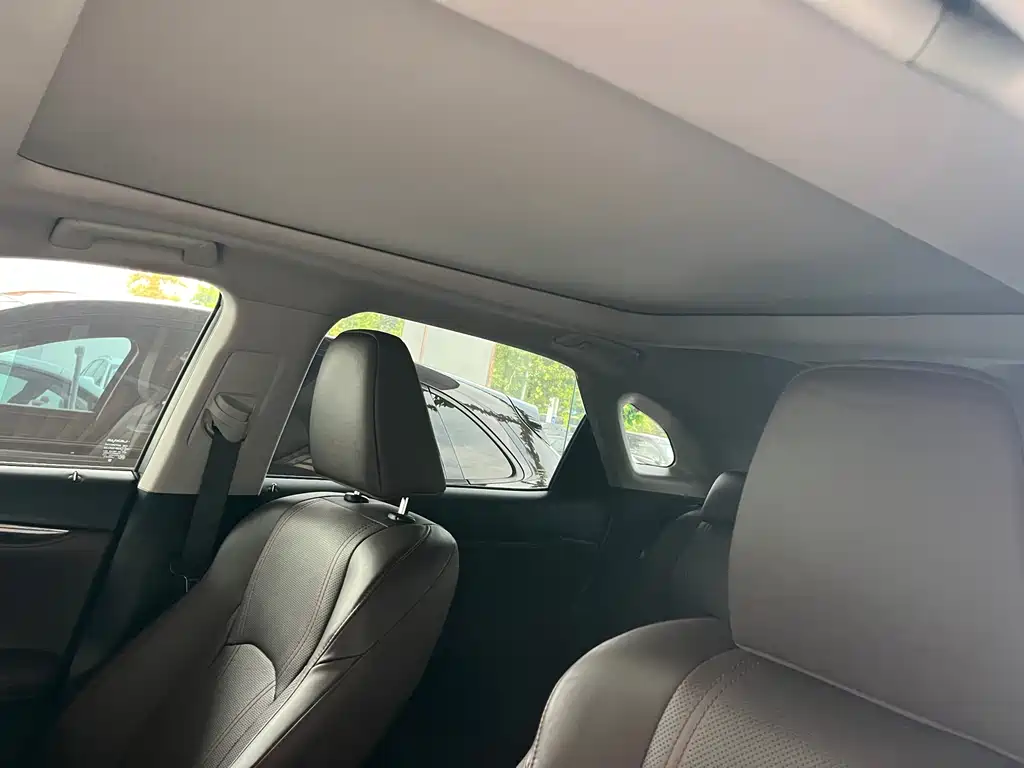 Lexus RX — миниатюра 11