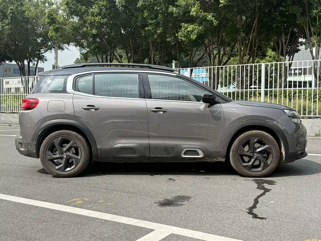 Citroen C5 AIRCROSS New Energy — миниатюра 10