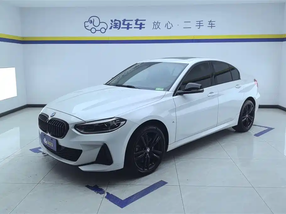 BMW 1 Series 2022