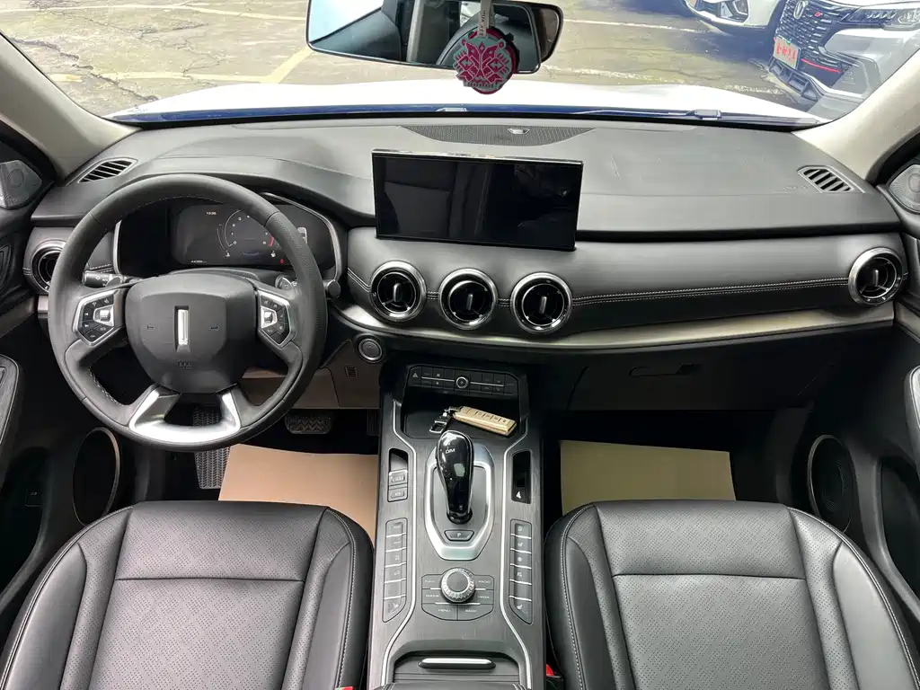 WEI PAI WEI BRAND VV6