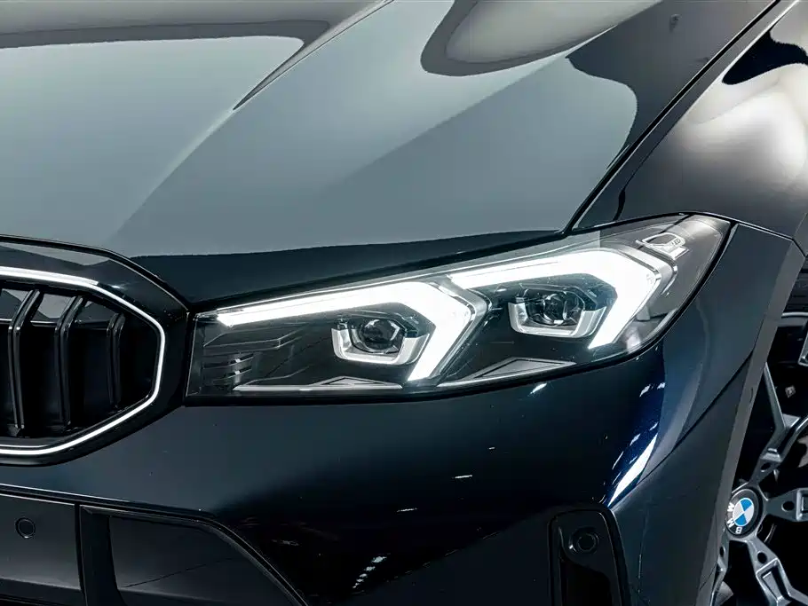 BMW 3 Series — миниатюра 4