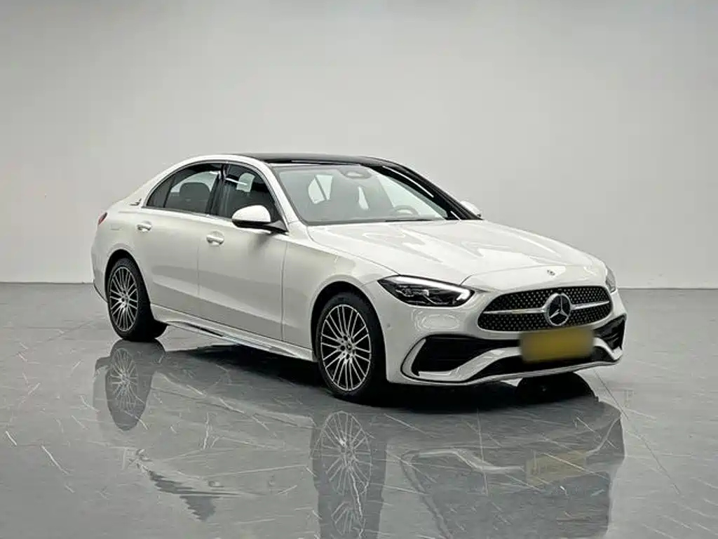 Mercedes-Benz C-Class — миниатюра 6