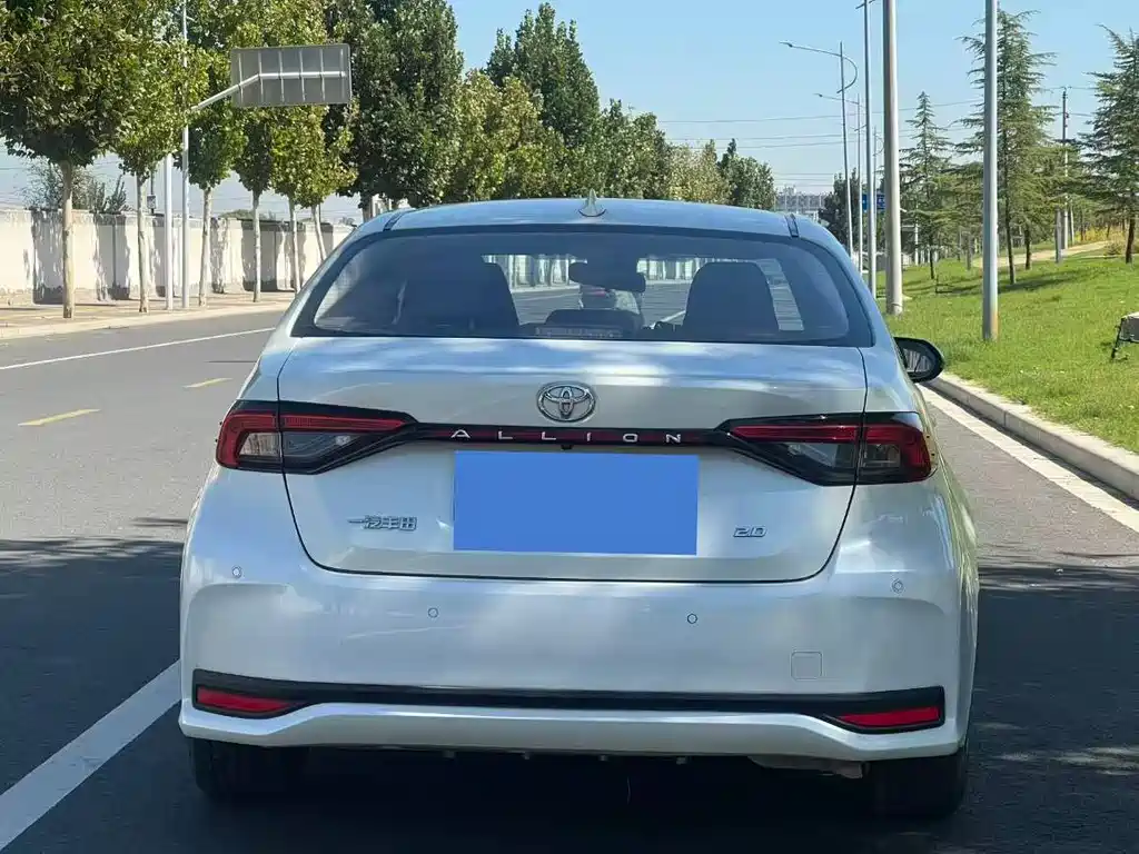 Toyota Allion — миниатюра 8