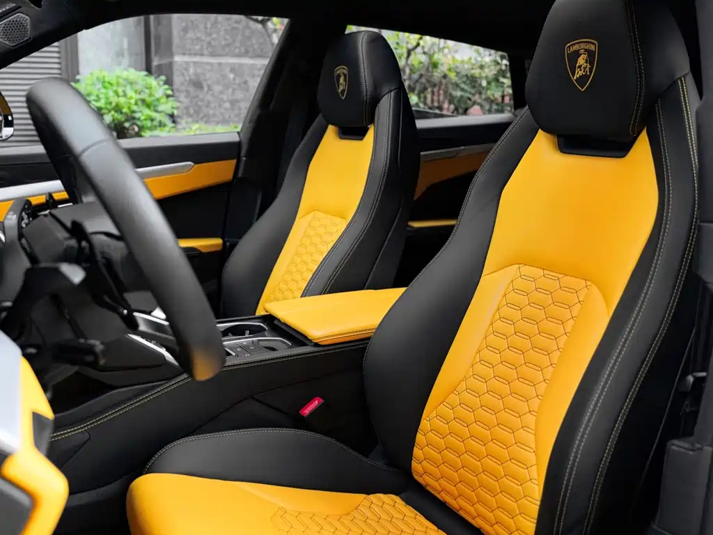 Lamborghini Urus — миниатюра 21