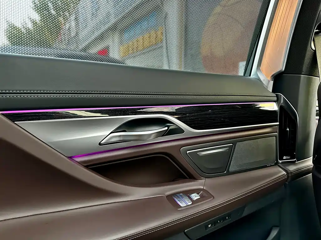 BMW 7 Series 7 2021 730Li M Sport