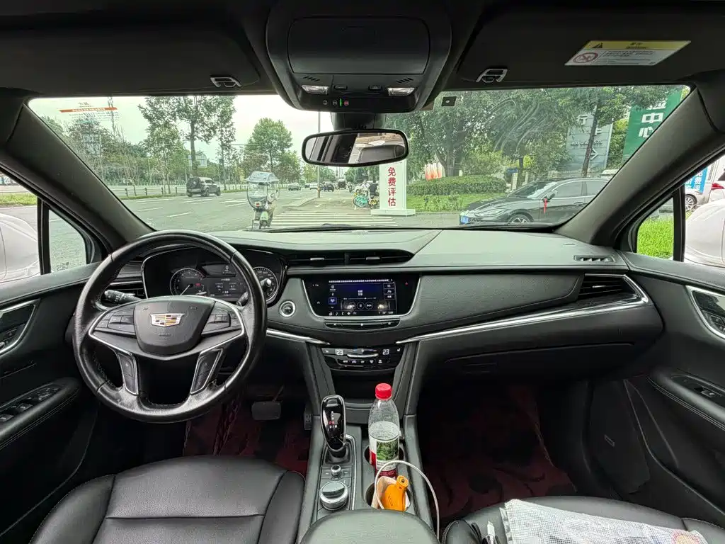 Cadillac XT5 — миниатюра 13