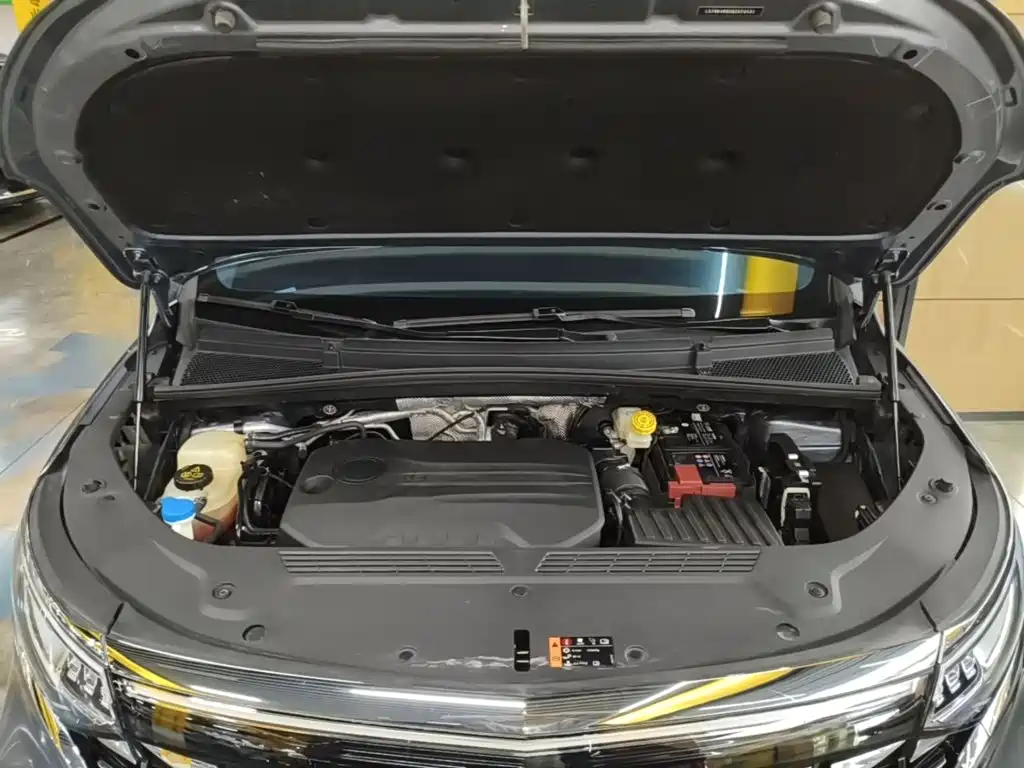Roewe iMAX8 — миниатюра 20