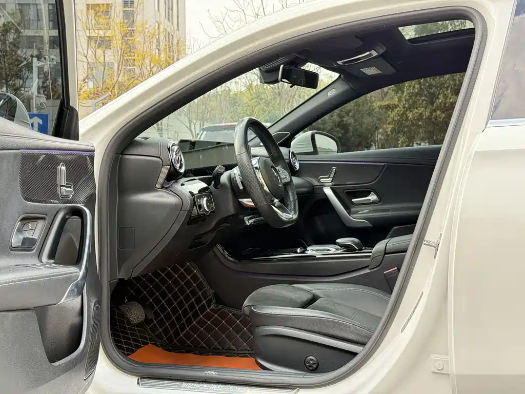 MERCEDES-BENZ A CLASS