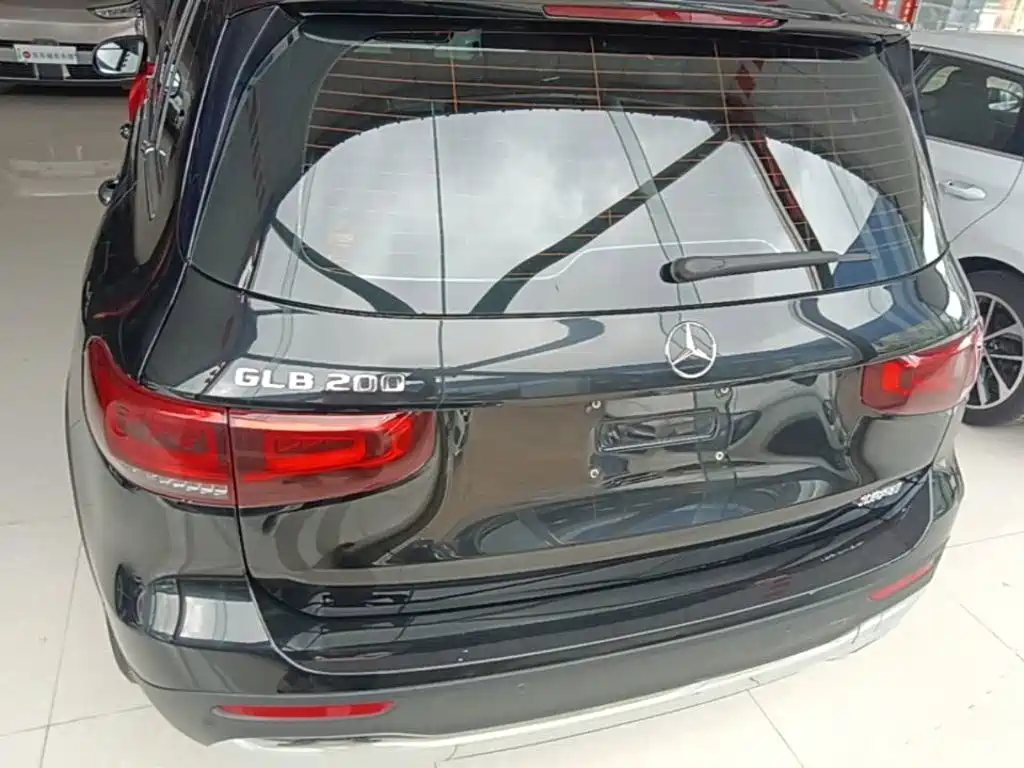 Mercedes-Benz GLB — миниатюра 6