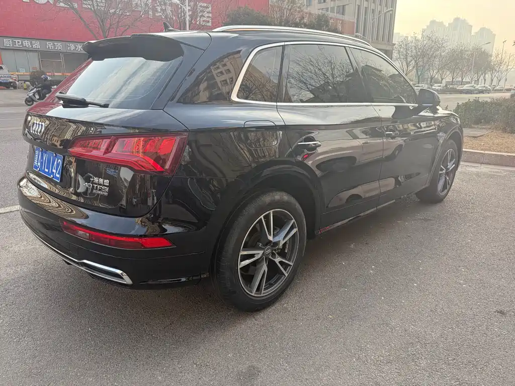 AUDI Q5L