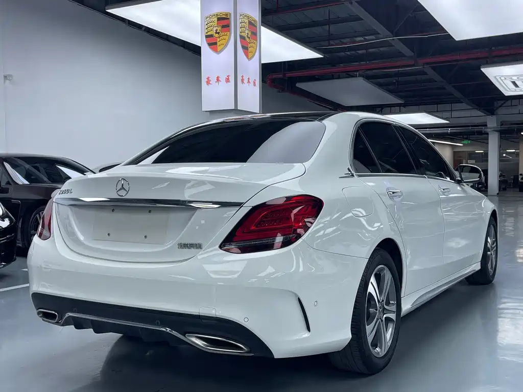 MERCEDES-BENZ C CLASS