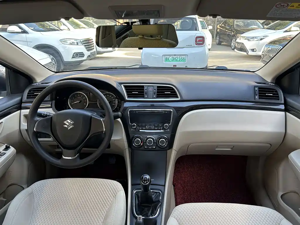 Suzuki Alivio — миниатюра 4