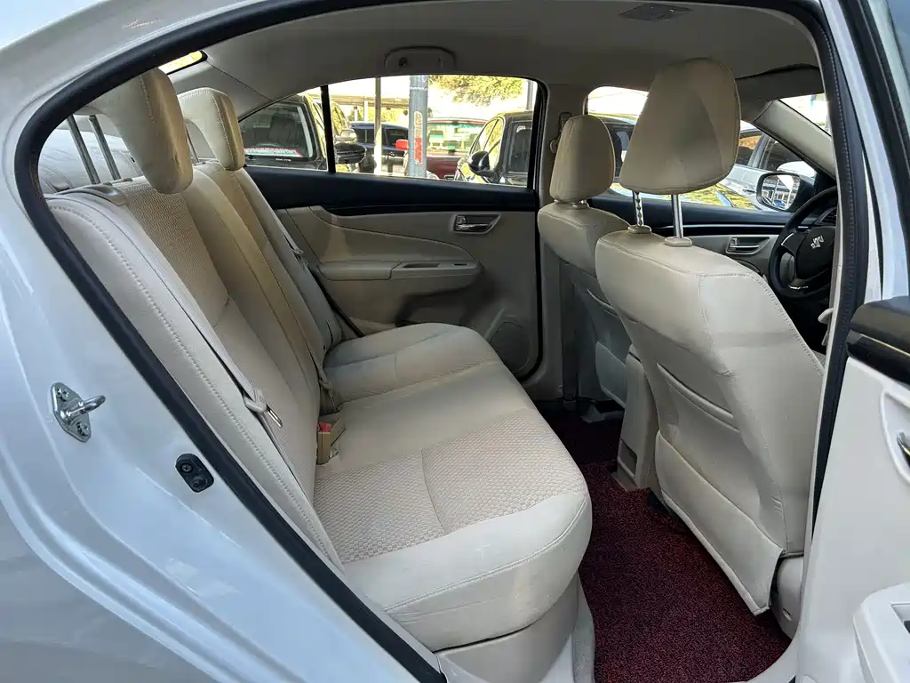 Suzuki Alivio — миниатюра 5