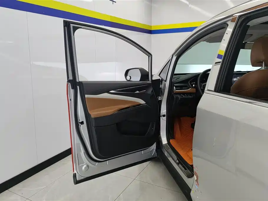 SAIC MAXUS CHASE G50