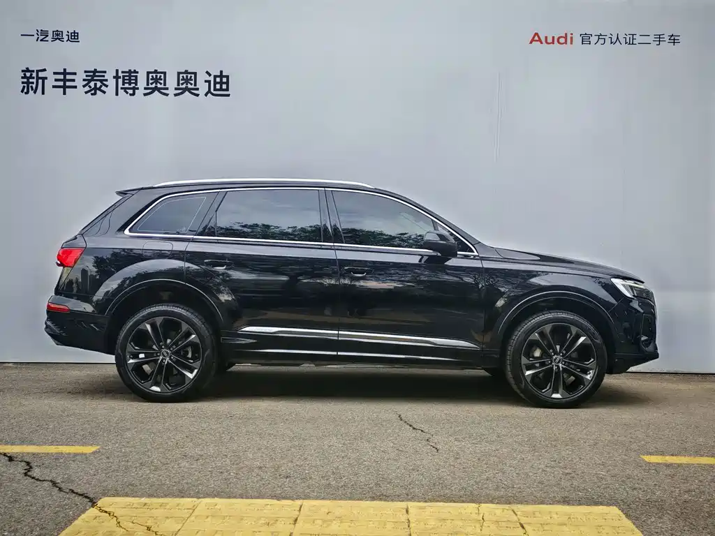 Audi Q7 — миниатюра 4
