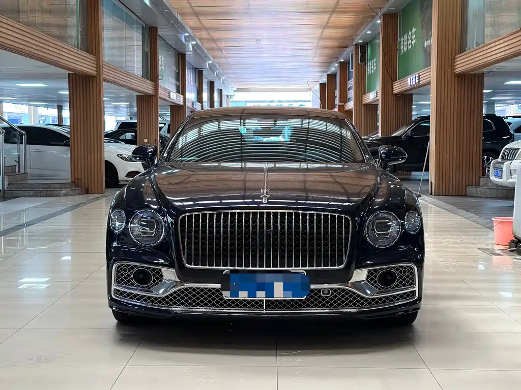 Bentley Flying Spur — миниатюра 2