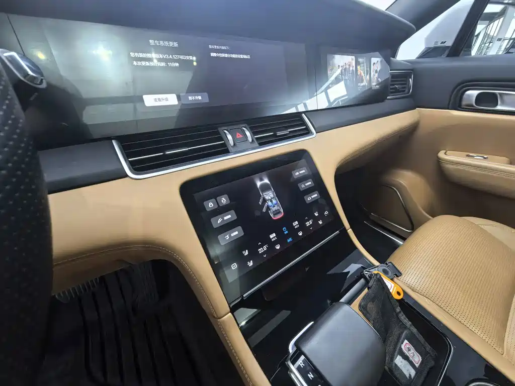 Li Auto Li ONE — миниатюра 13