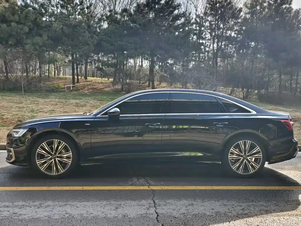 Audi A6L 2024 45 TFSI quattro