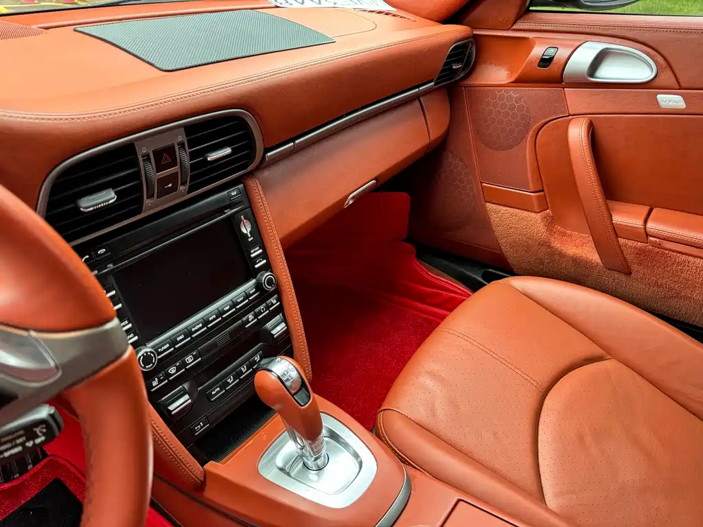 Porsche 911 — миниатюра 12