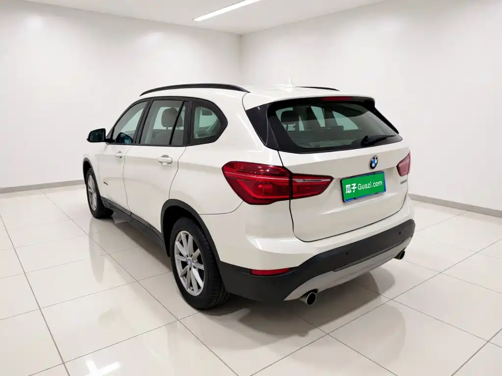 BMW X1 — миниатюра 4