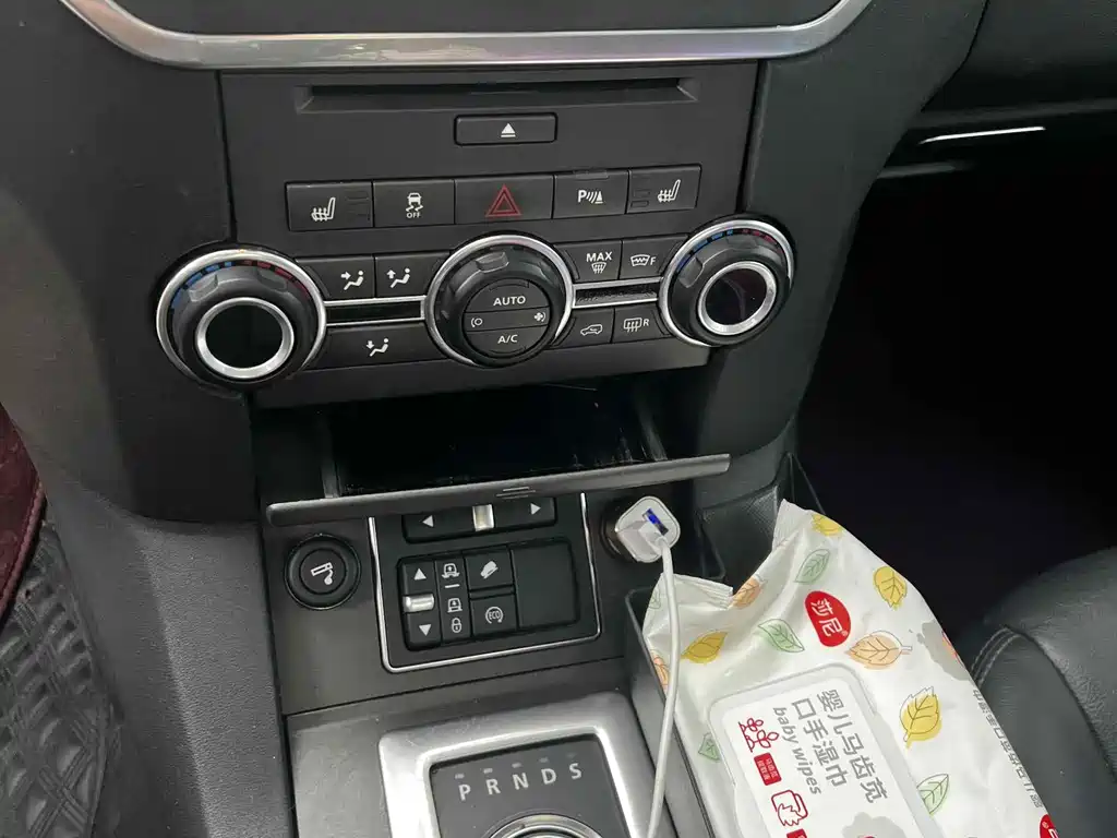 Land Rover Discovery — миниатюра 7
