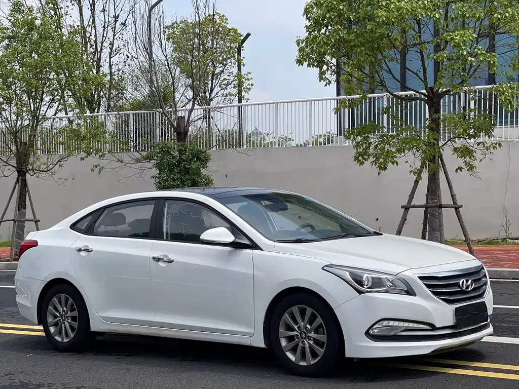Hyundai Mistra — миниатюра 3