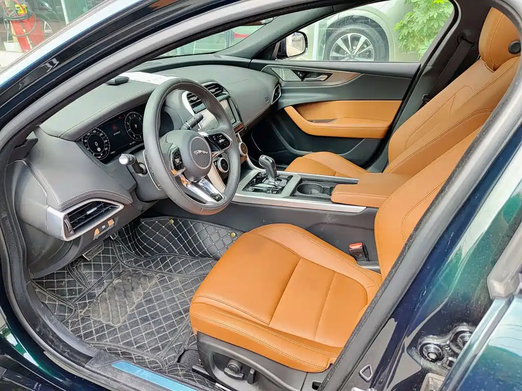 Jaguar XEL — миниатюра 7