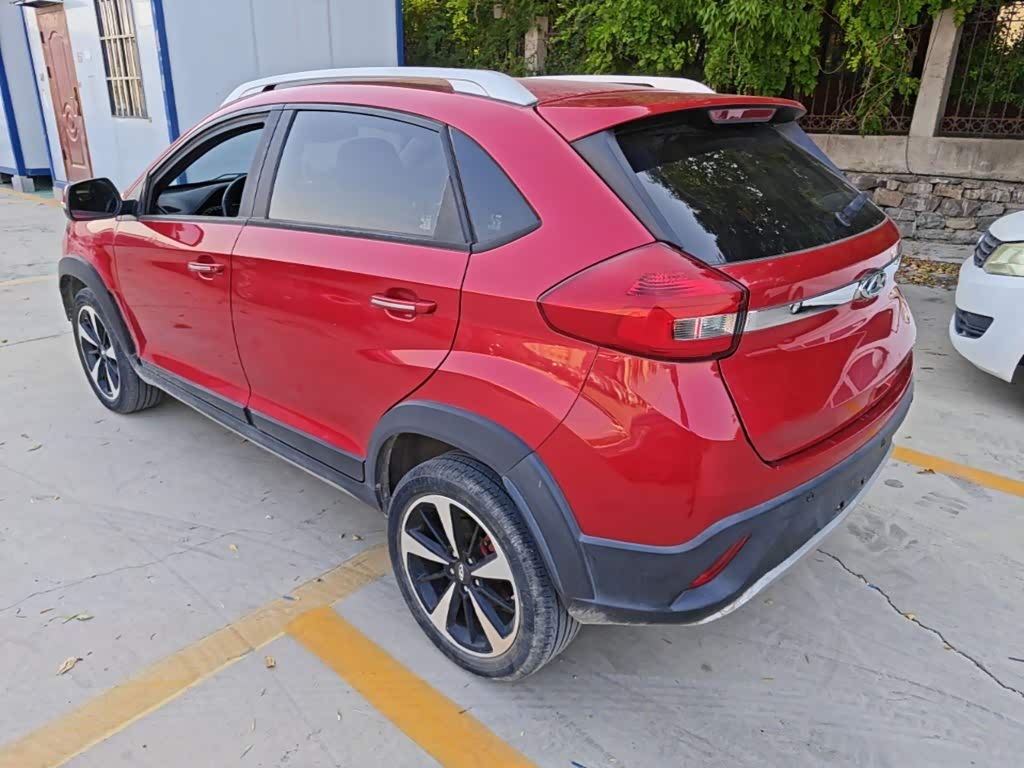 CHERY Tiggo 3x 1.5 л 2021 г. красный/фиолетовый, пробег 9900 км