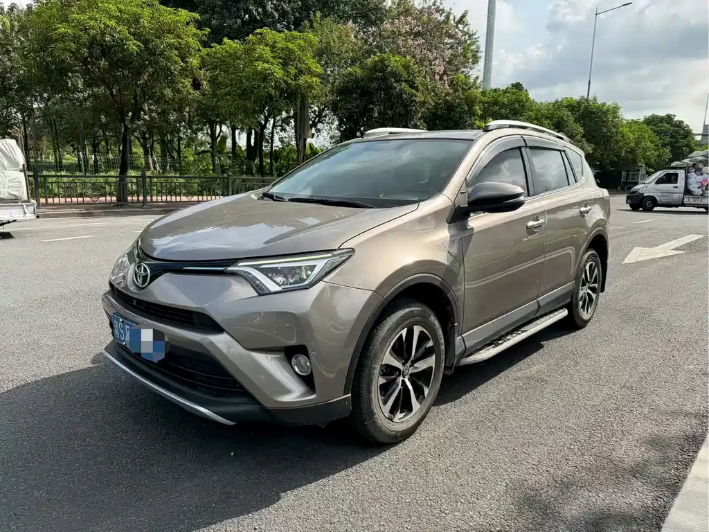 Toyota RAV4 2016 2.0L CVT V