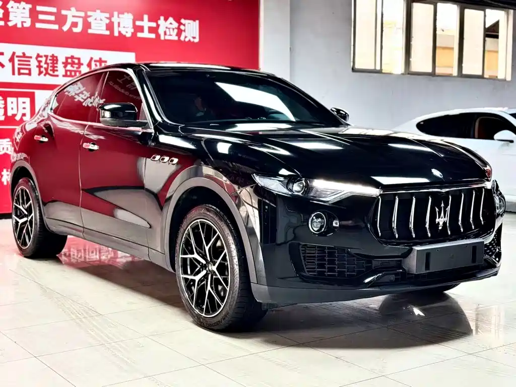 Maserati Levante — фотографии объявления, Фото 3