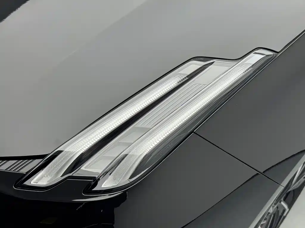 Lynk & Co 03 — миниатюра 11