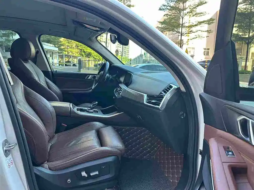BMW X5 (Import) — миниатюра 8