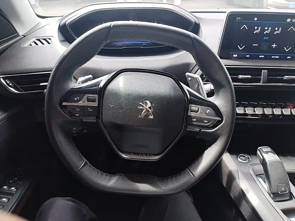 Peugeot 4008 — миниатюра 11