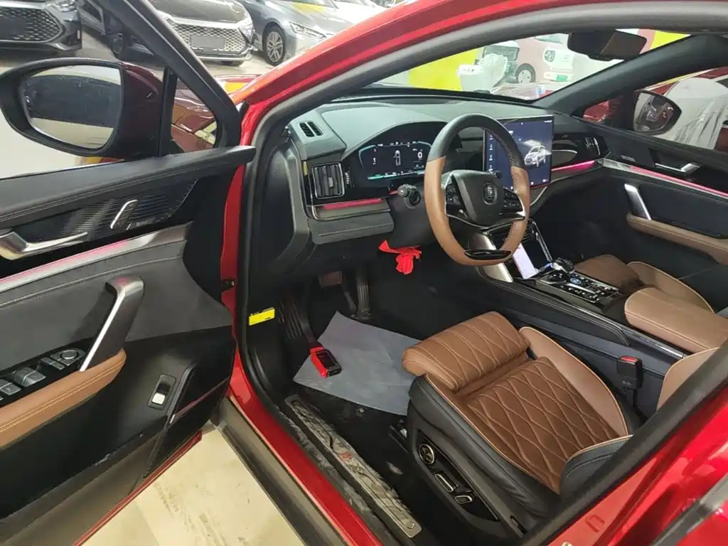 BYD Tang New Energy — миниатюра 16
