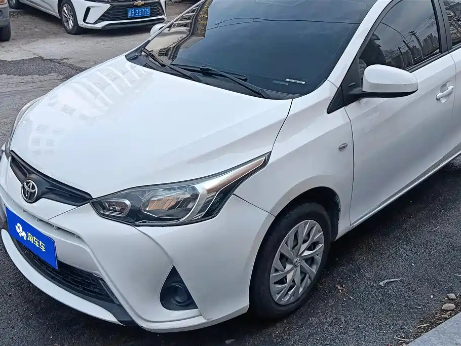 Toyota Yaris L 2020