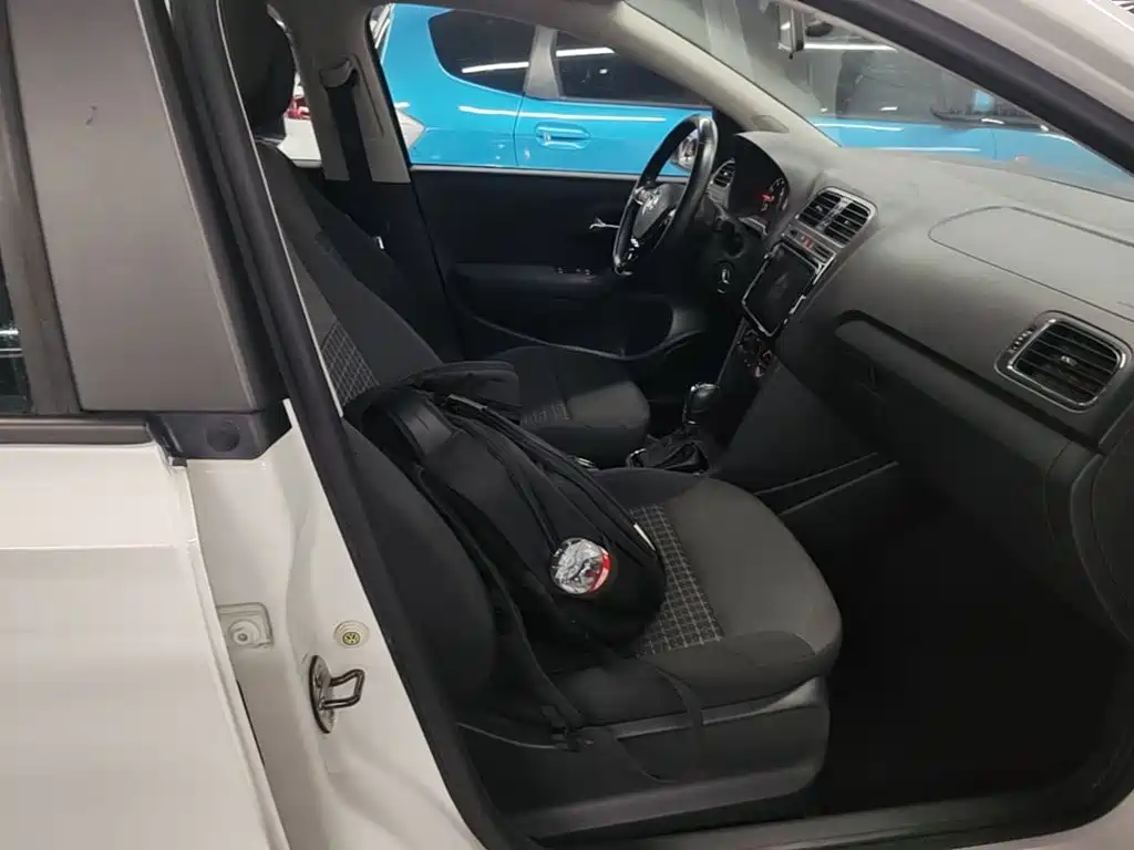 Volkswagen Polo — миниатюра 25