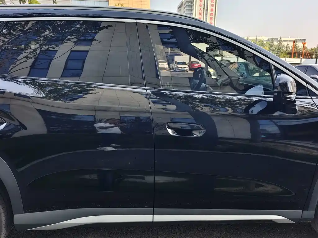 BYD Song Ultra — миниатюра 21