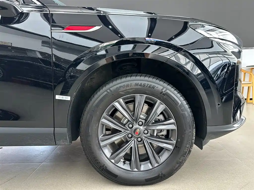 Hongqi Красный флаг HS6 PHEV — миниатюра 7