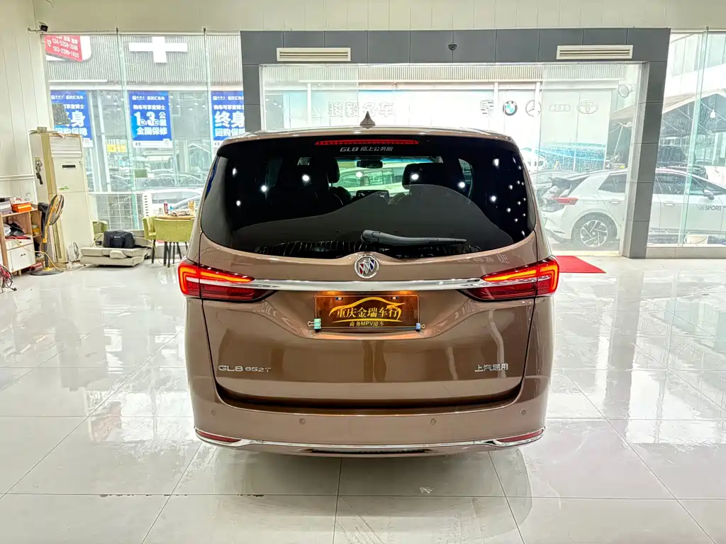 Buick GL8 — миниатюра 5