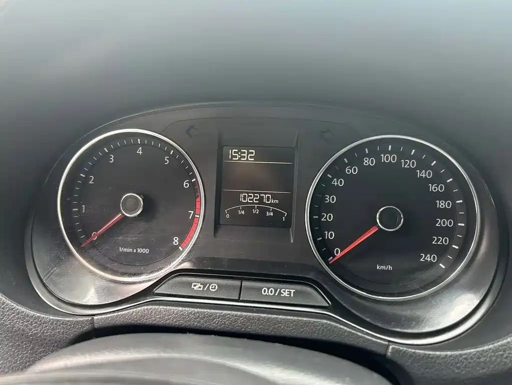 Volkswagen Polo — миниатюра 5