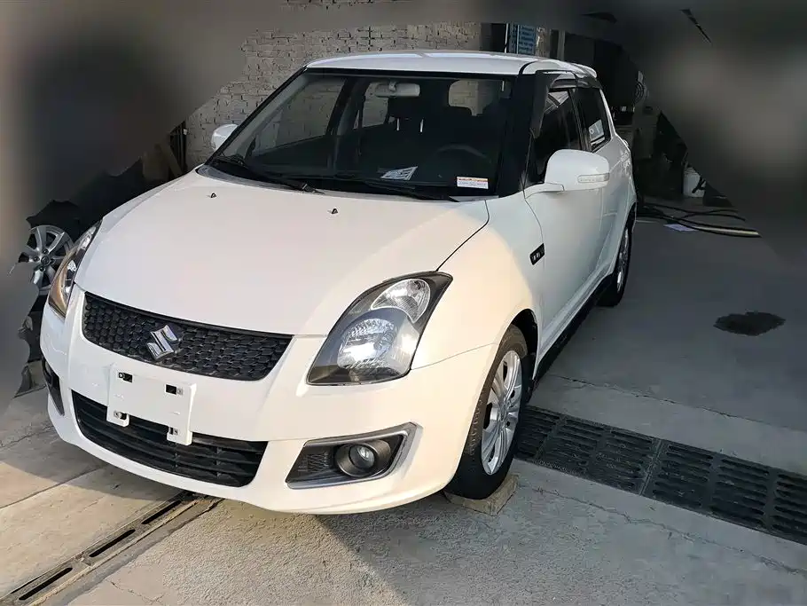 Suzuki Swift 2015