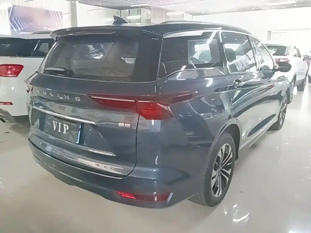 Wuling Victory — миниатюра 7