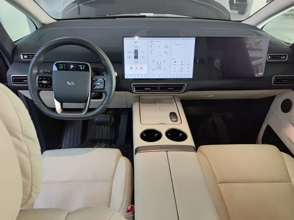 Li Auto Li MEGA — миниатюра 10
